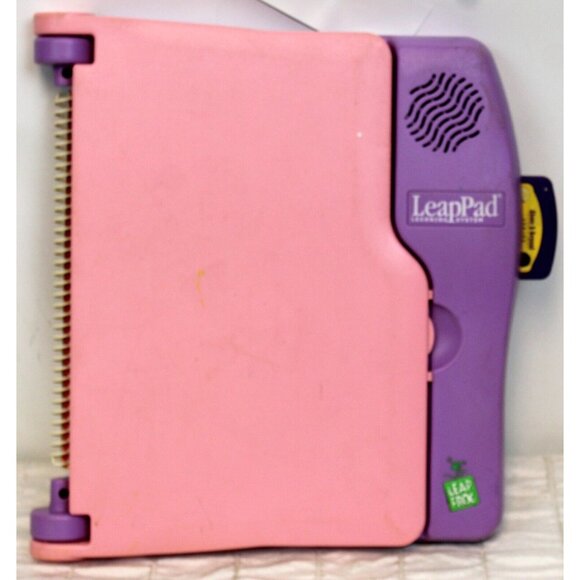 Leap Frog Pad Harry Potter Interactive Book Grade 3-5 Making Movie Game Fun Pink - Picture 1 of 13